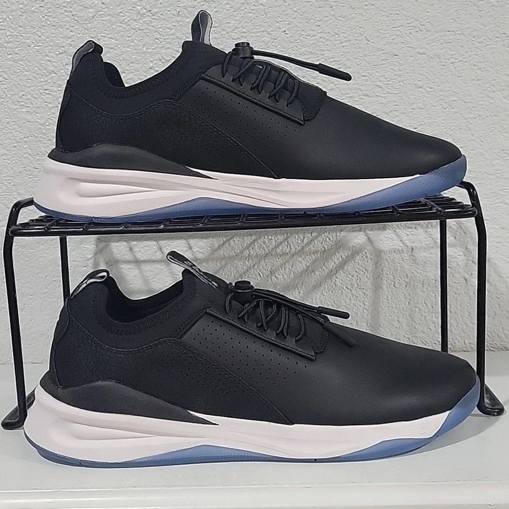 Clove Nursing Classic Sneaker Men's Size 10 Women's 11.5